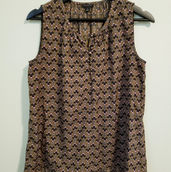 Ann taylor olive flower XS sleeveless - Picture 2 of 6